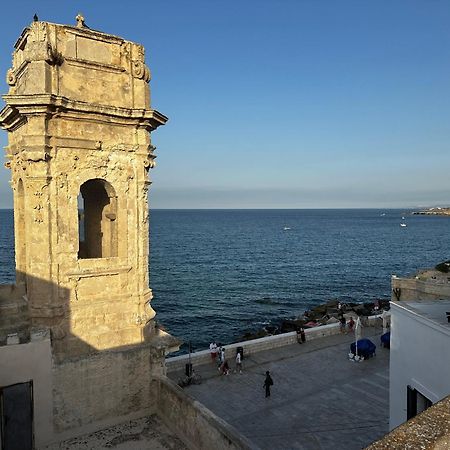 Casa Vacanze San Salvatore Centro Storico Monopoli Eksteriør bilde